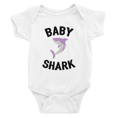 Daddy Mommy Baby Shark Family Matching Outfits Mens T-Shirt