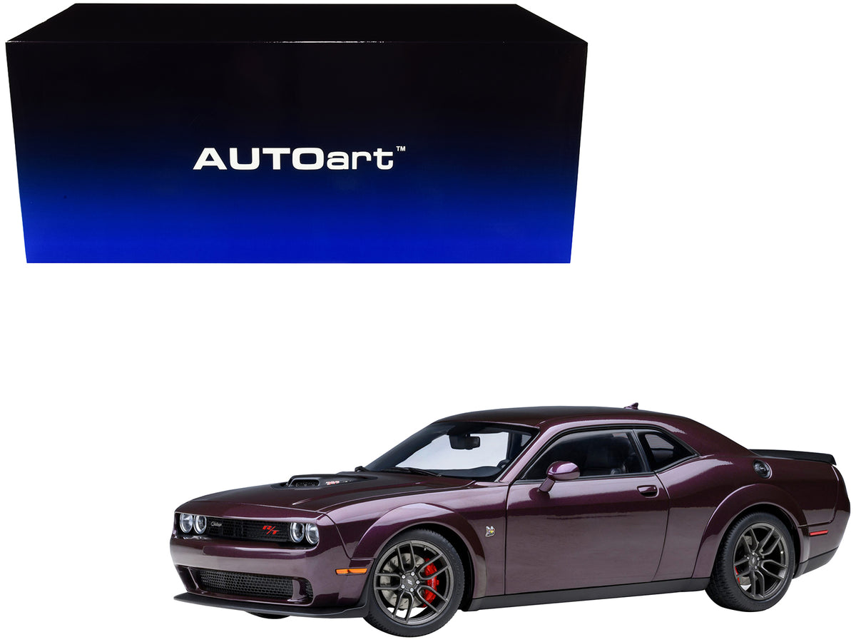 2022 Dodge Challenger R/T Scat Pack Widebody Hellraisin Purple Metallic 1/18 Model Car by Autoart