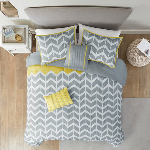 Twin / Twin XL Reversible Comforter Set in Grey White Yellow Chevron Stripe