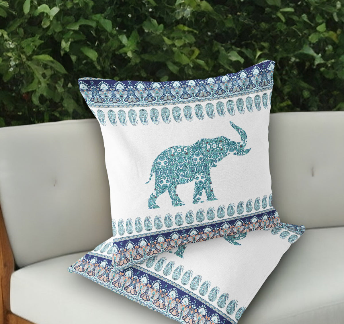 Set of Two 18" Blue Elephant Indoor Outdoor Throw Pillow Cover and Insert