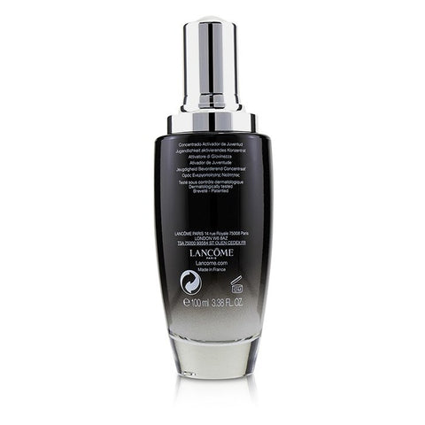 Genifique Advanced Youth Activating Concentrate.